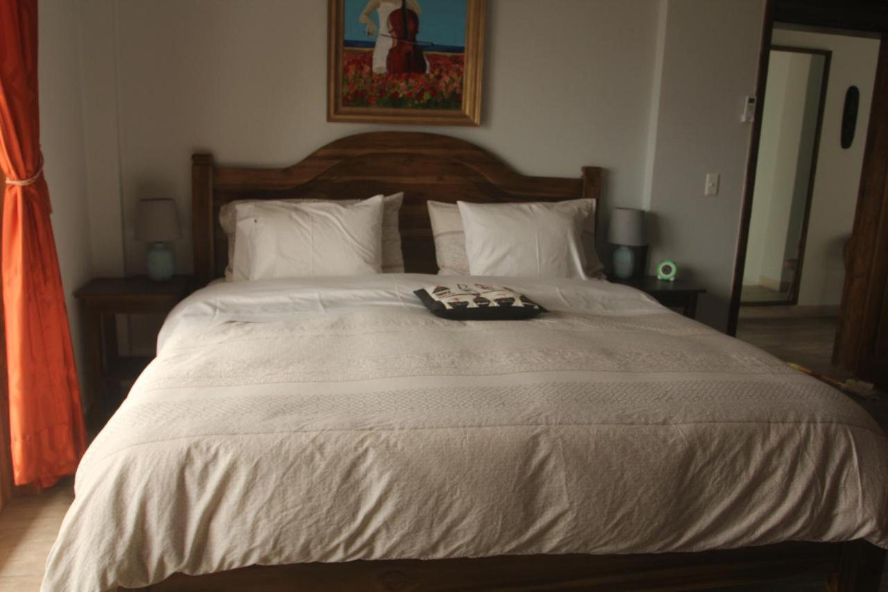 El Ocaso Oceanfront Apartment Canoa Exterior photo